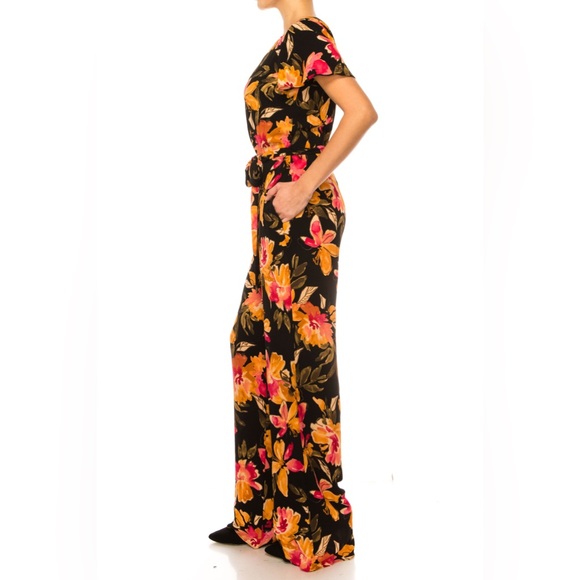 NWOT Maggy London Woman FLORAL SHORT FLUTTER-SLEEVE JUMPSUIT Size 16 - Picture 3 of 11